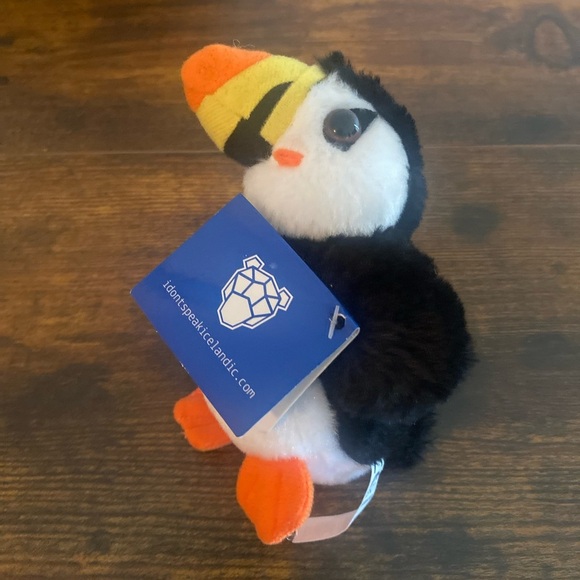 Small puffin stuffed animal - Picture 2 of 6